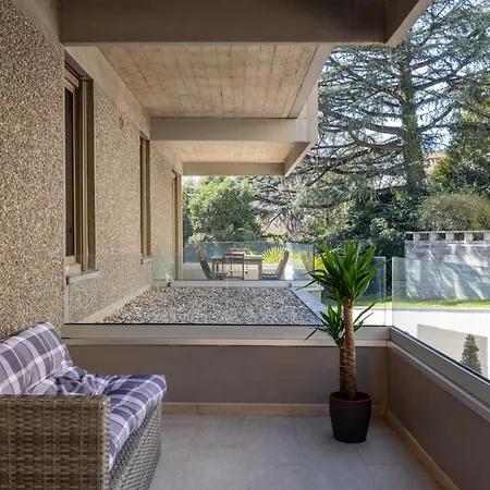 Family Joy - Location & Garage Apartamento